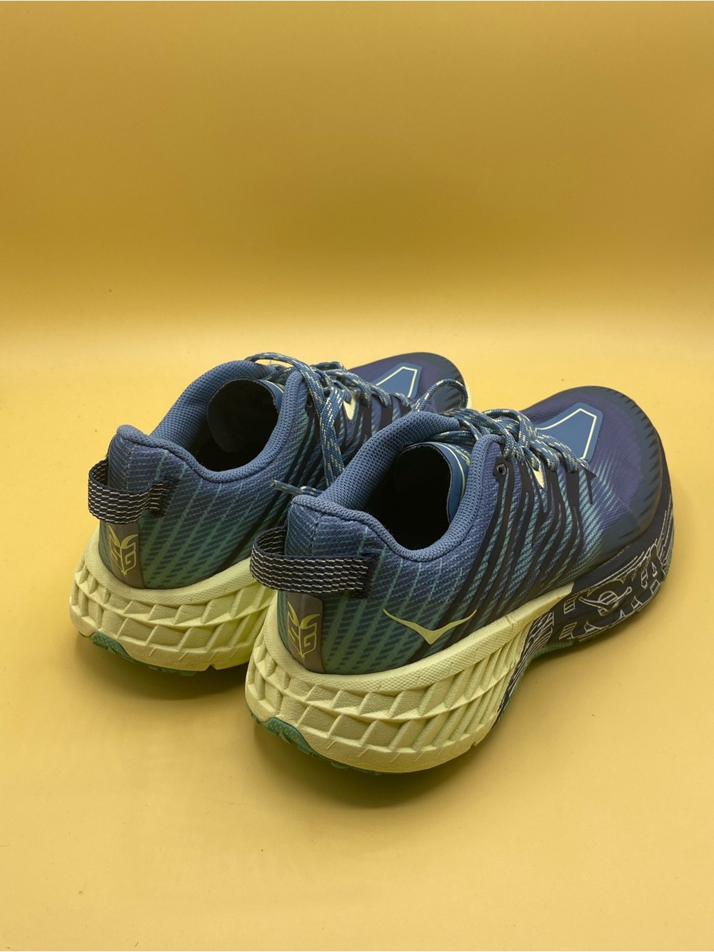 Hoka One One Speedgoat 4 Yellow-Green - Picture 2 of 5